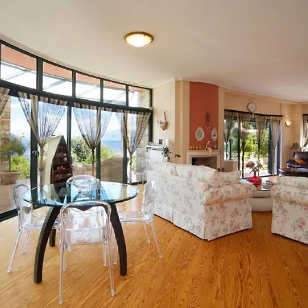 Villa Ionian Queen *